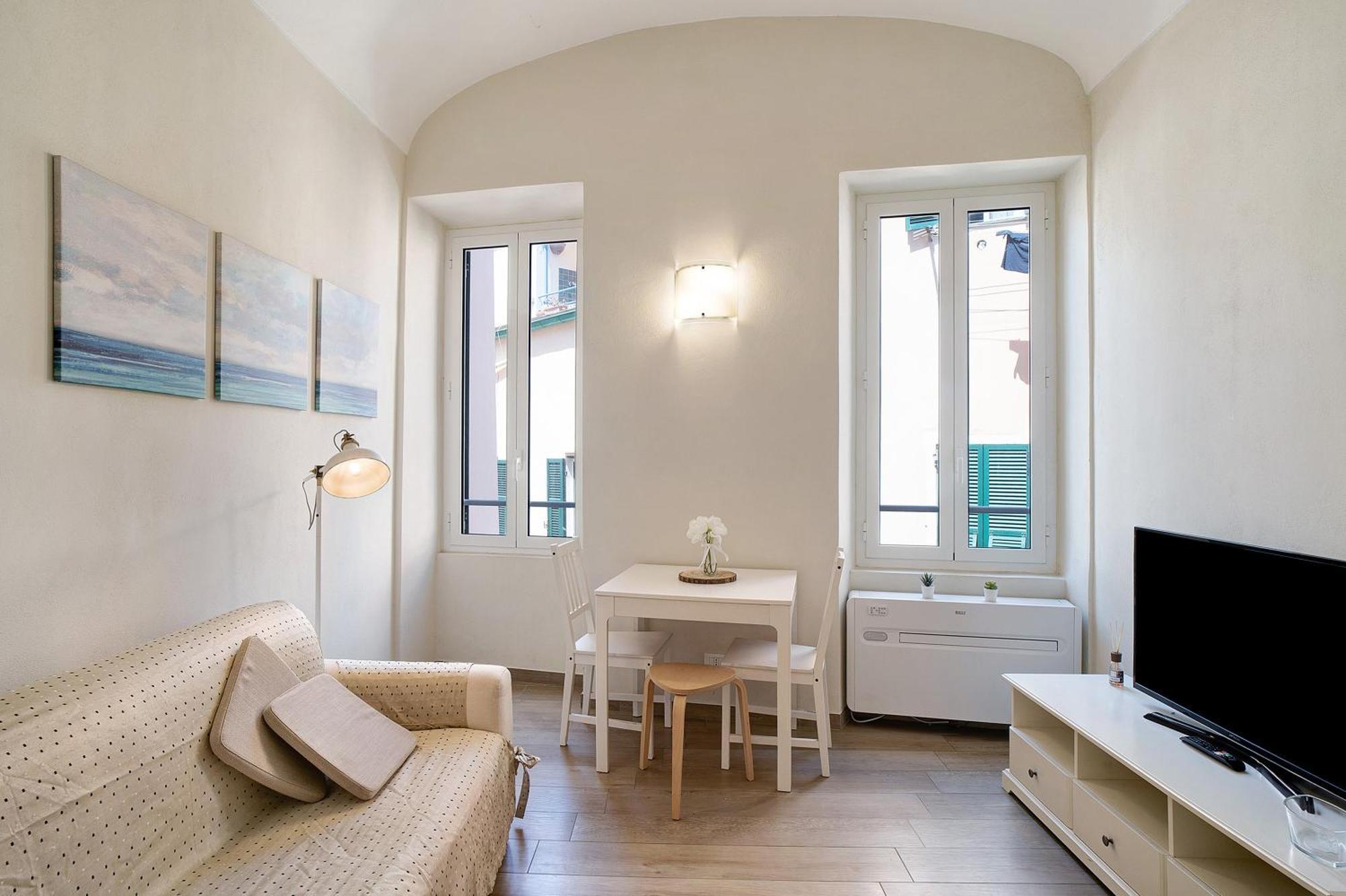 Casa Elena Apartment Bordighera Bagian luar foto